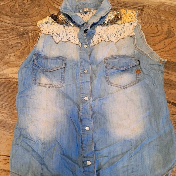 Kiss me Jean Vest large - Picture 1 of 3